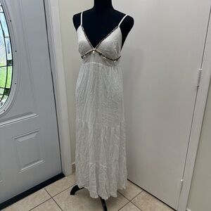 Chic White Maxi Dress with Beaded Accents